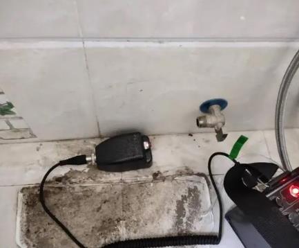 饶河屋顶漏水维修公司分享下卫生间漏水的危害及解决方法